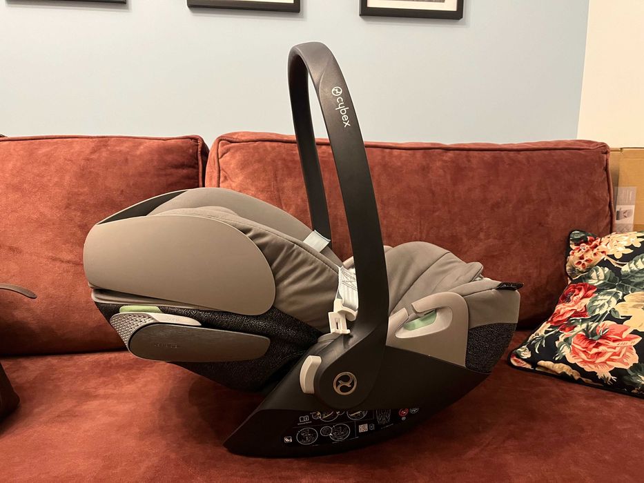 Fotelik Cybex Cloud T z bazą