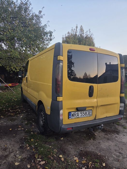 Renault trafic bus