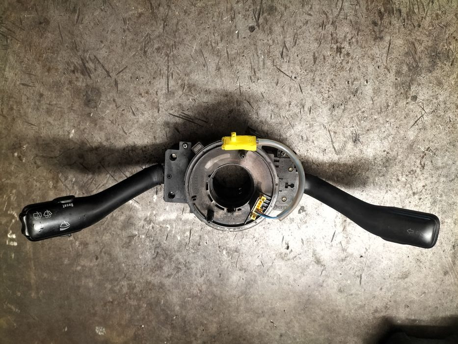 Manetki przełącznik świateł zespolony Volkswagen Golf 4