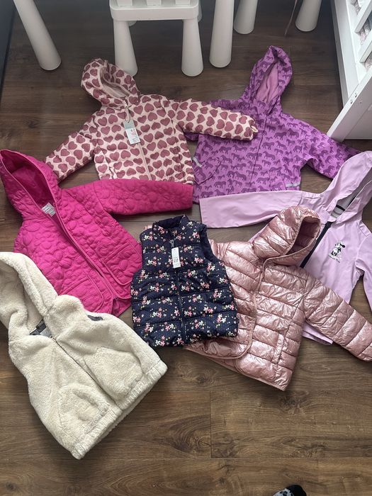 Куртка/дощовик/жилетка/плащ для дівчинки 110см/122см