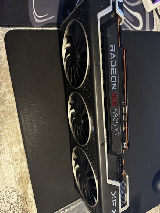 Відеокарта XFX AMD Radeon RX 6900 XT 16GB Speedster MERC під ремонт, донора