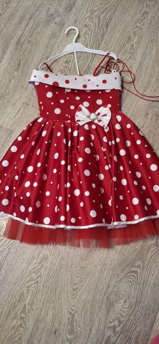 Сукня, платье, плаття.