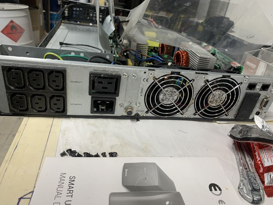 UPS Online rack/tower de 3 kVA