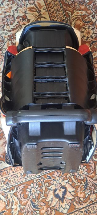 Автокрісло recaro