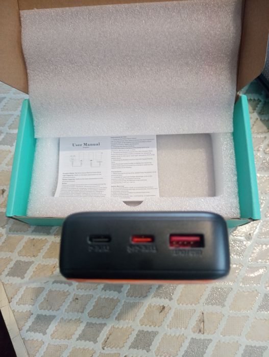 Продам  Power Bank на 20000 miliamper