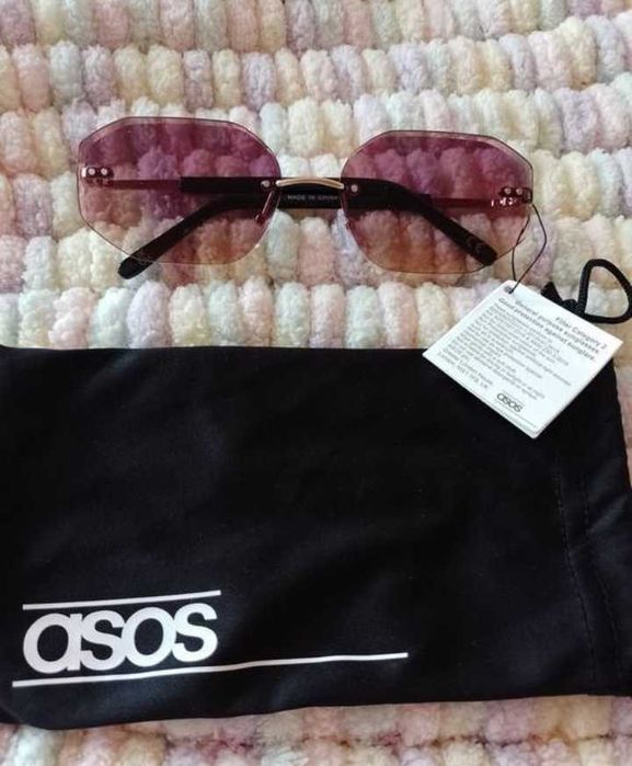 ASOS) Ekskluzywne okulary przeciwsłoneczne w etui) NOWE