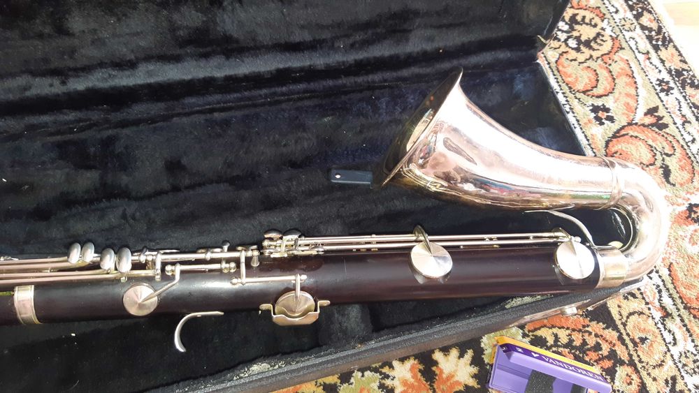 Clarinete Baixo ( madeira) Si bemol Leblanc France