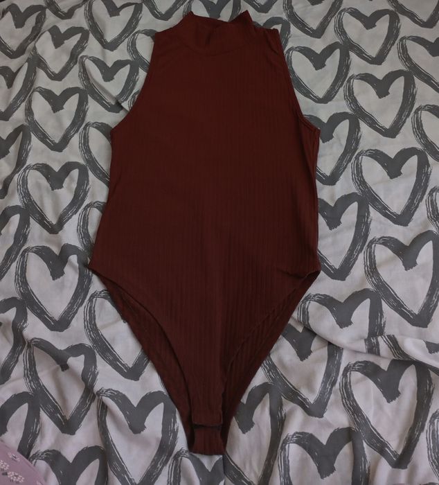 Brązowe body pół golf