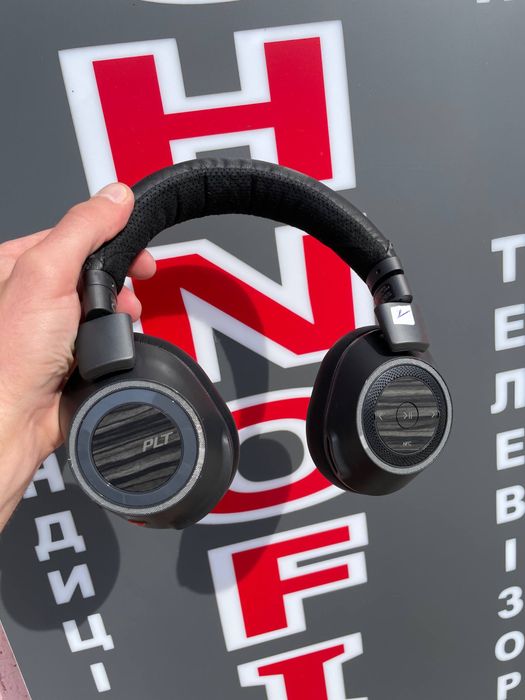 Блютуз навушники Plantronics BackBeat PRO 2