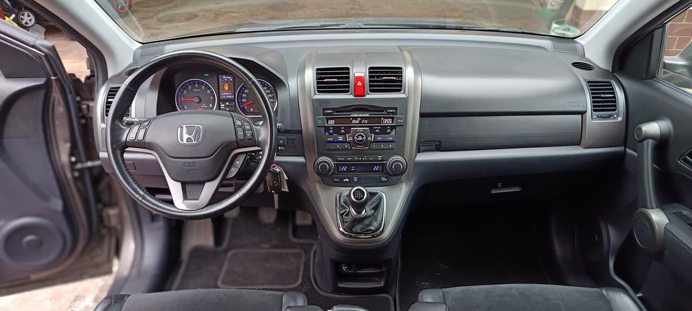 Sprzedam Honda CRV 2.0 Benz.