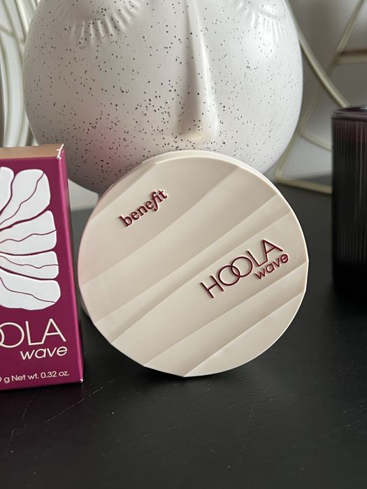 Benefit hoola wave kremowy bronzer