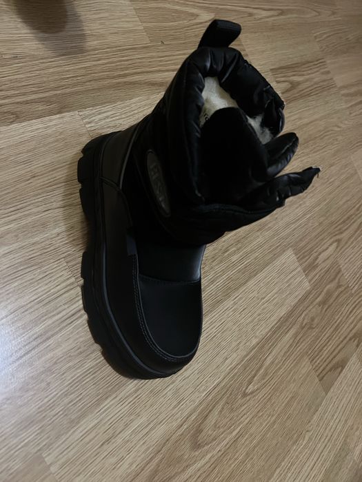 Розпродаж  дутіки зимове взуття ,29,31р