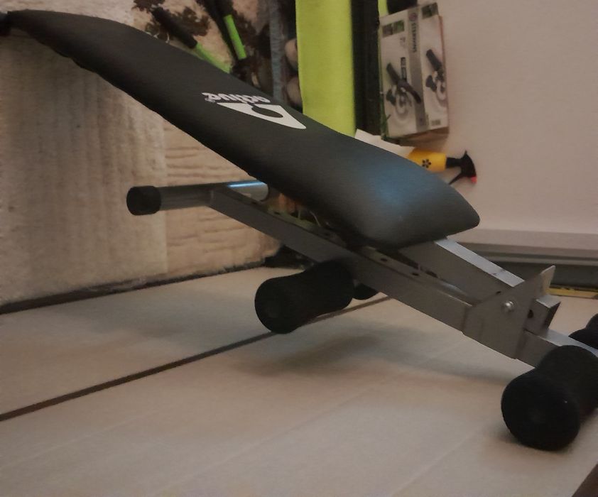 Sprzedam laweczki na brzuch 2 szt 150 zl