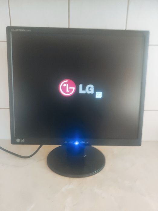 Monitor LG Flatron l1942S