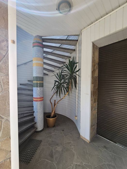 Здається комерційне приміщення с. Лужани