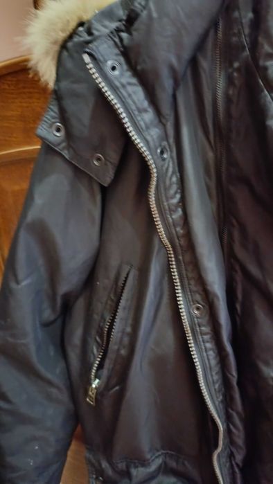Продам зимнюю мужскую куртку