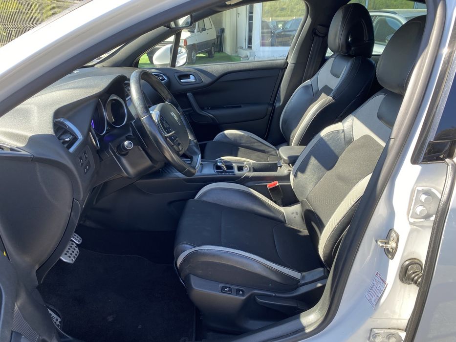 DS4 1.6 HDI 115 Auto - Nacional