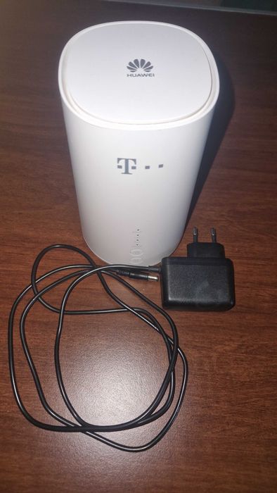 Router modem wifi na kartę sim Huawei B528