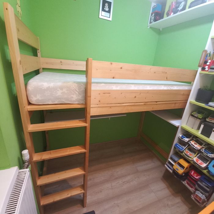 Solidne drewniane łóżko piętrowe + materac. Stan Idealny.