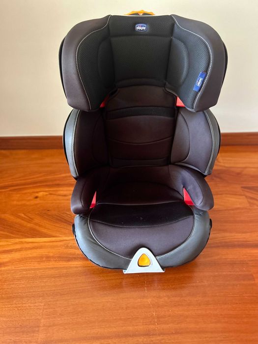 Cadeira de carro para criança da Chico modelo Oasys 2-3