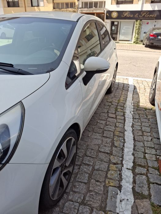 Vende-se Kia Rio 1.2 84cv