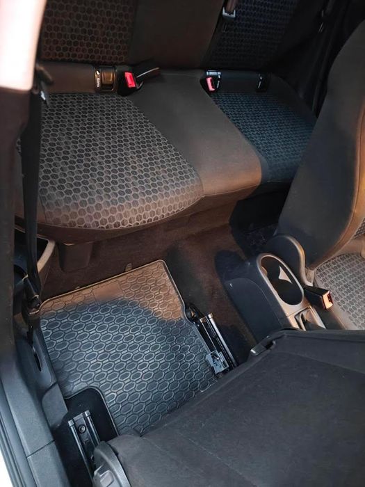 Czyszczenie wnętrza auta/pranie tapicerki materiałowej Szamotuły