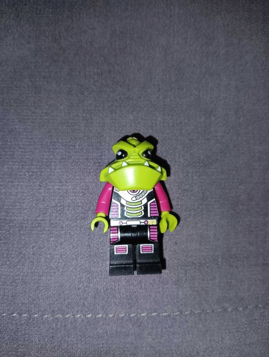 LEGO minifigurka kosmita