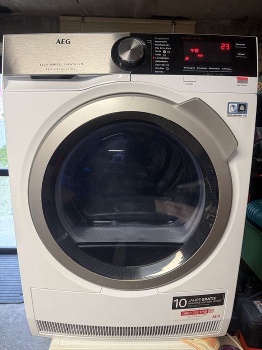 Suszarka do ubran aeg z pompa ciepla