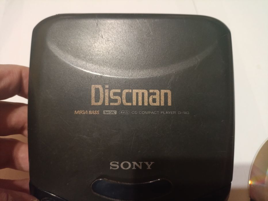 CD плеер Sony.  .