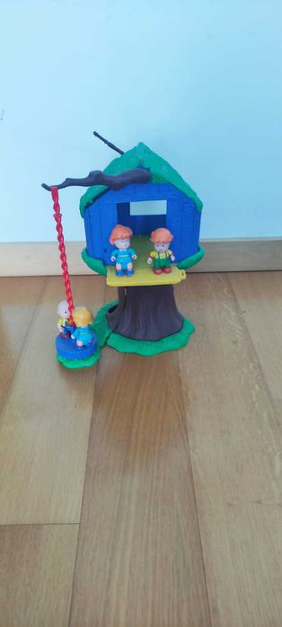 Casa da árvore do Ruca