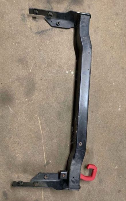 Підсилювач заднього бампера Jeep compass trailhawk 2018