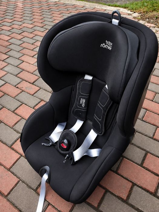 Автокрісло britax romer trifix2 i-size