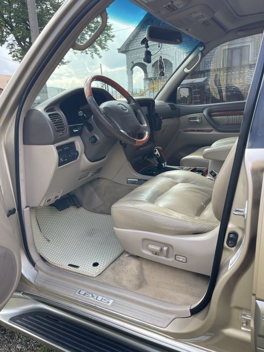 Lexus LX 470 Газ/бензин