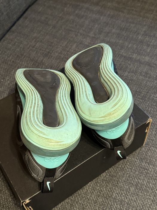 Кросівки Nike 720