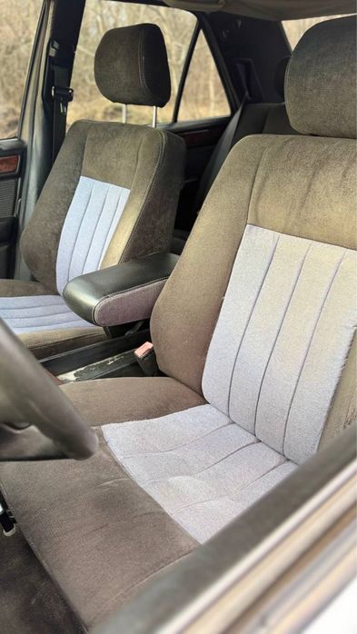 Продам MERCEDES 124