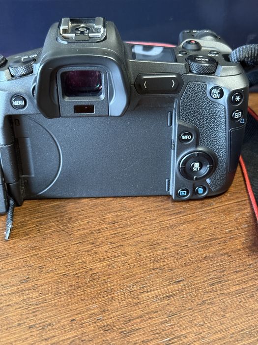 Vendo Canon R Excelente estado