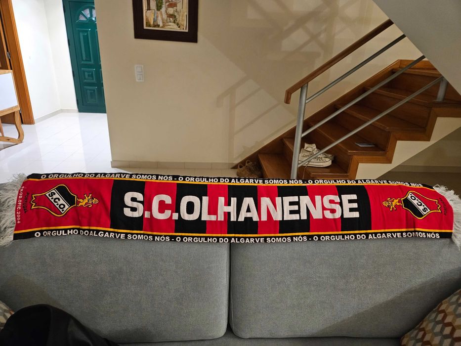 Cachecol e bandeira do olhanensr