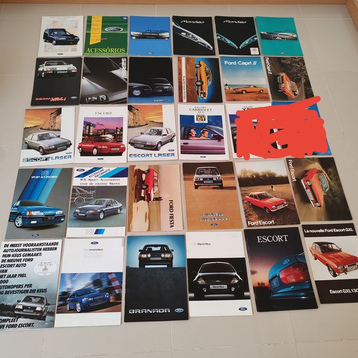 Catálogos publicitários Ford