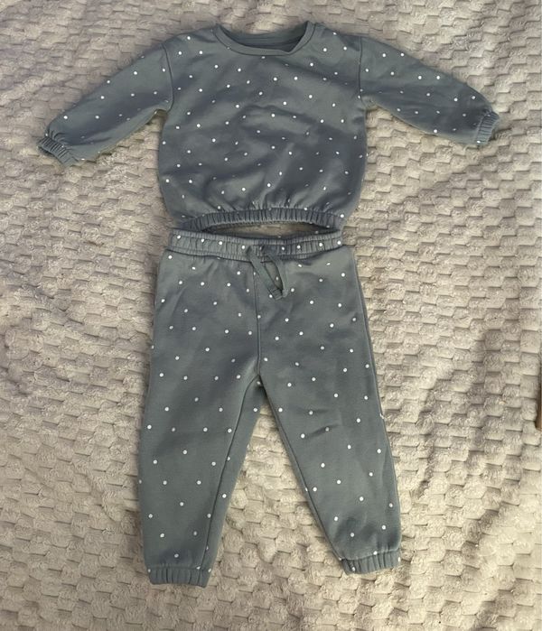 Костюм для дівчинки