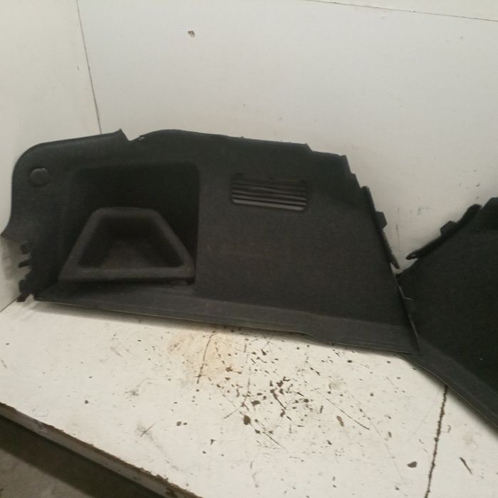 Cobertura de mala direita e esquerda - AUDI A4 (8E2, B6) | 00 - 05