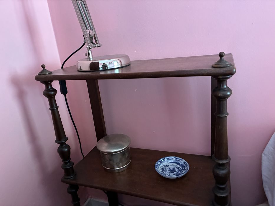 Pequena estante livros / apoio