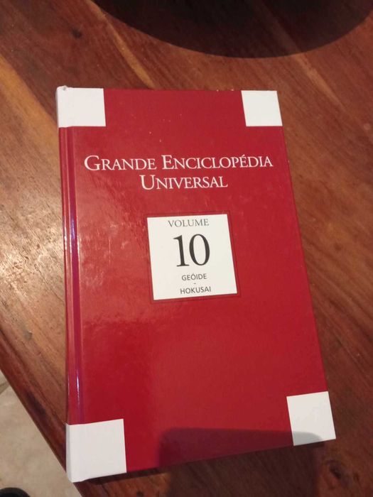 Livro Grande Enciclopedia Universal