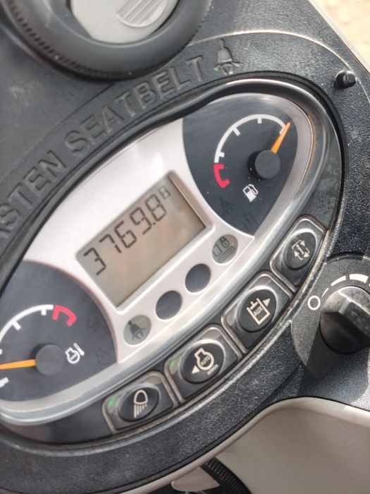 Minikoparka BOBCAT E27z