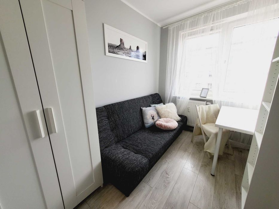 Pokój na Jeżycach blisko centrum – ul. Dąbrowskiego 97C