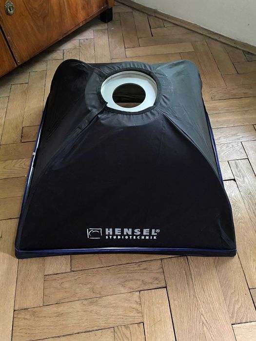 zestaw Hensel: softbox 75x75cm  + dyfuzor  Softstar 105 cm