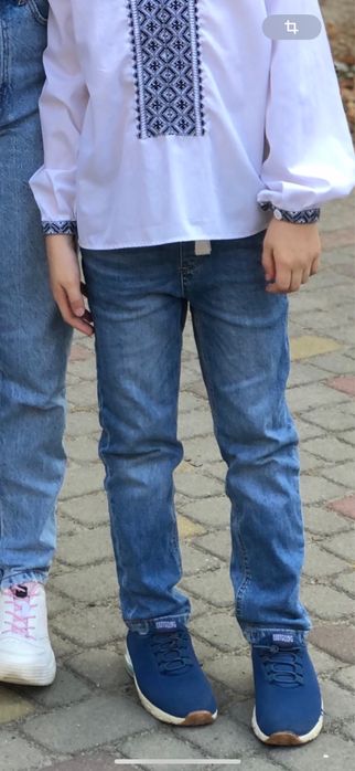 Джинси reserved