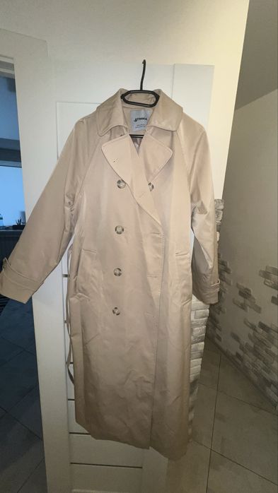 Продам бежевий тренч  від Stimma
