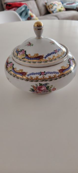 Limoges Porcelain Jar433224209736683524