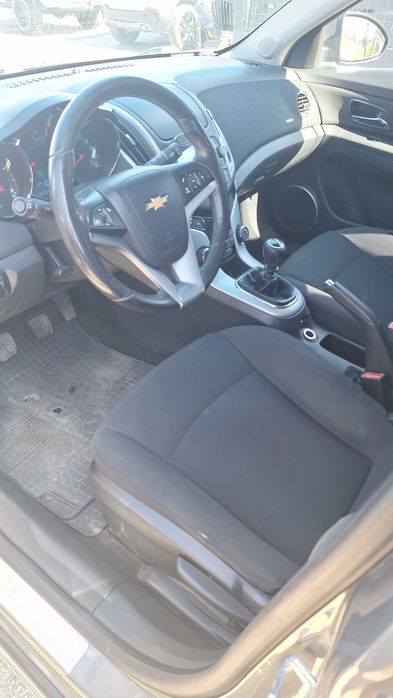 Chevrolet Cruze 1.8 PB +LPG
