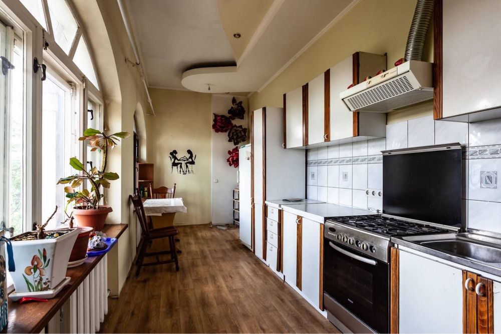 ДОМ на Підголоско для великої компанії  для затишного відпочинку